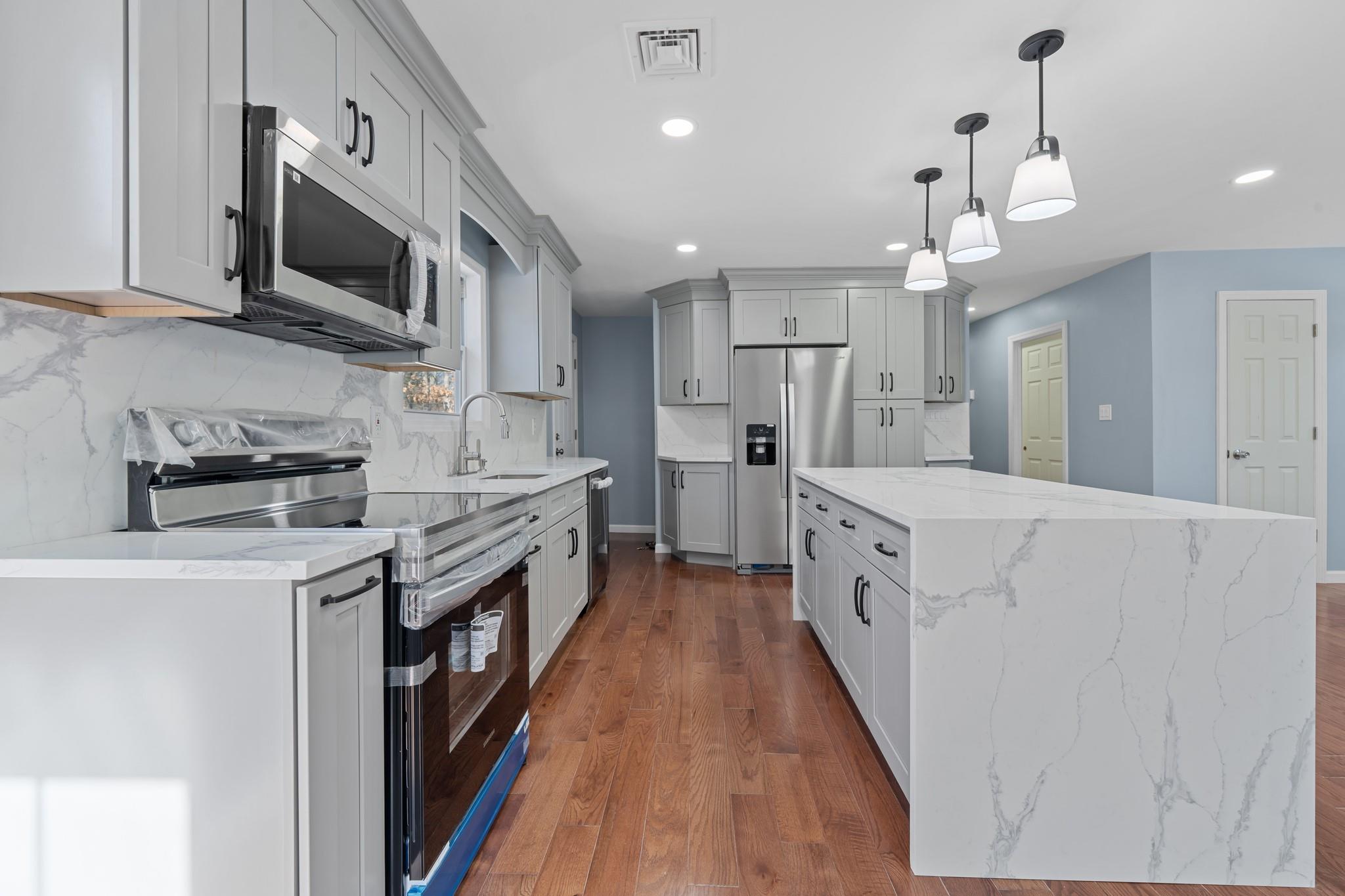 18 Fife Drive, Coram, NY 11727