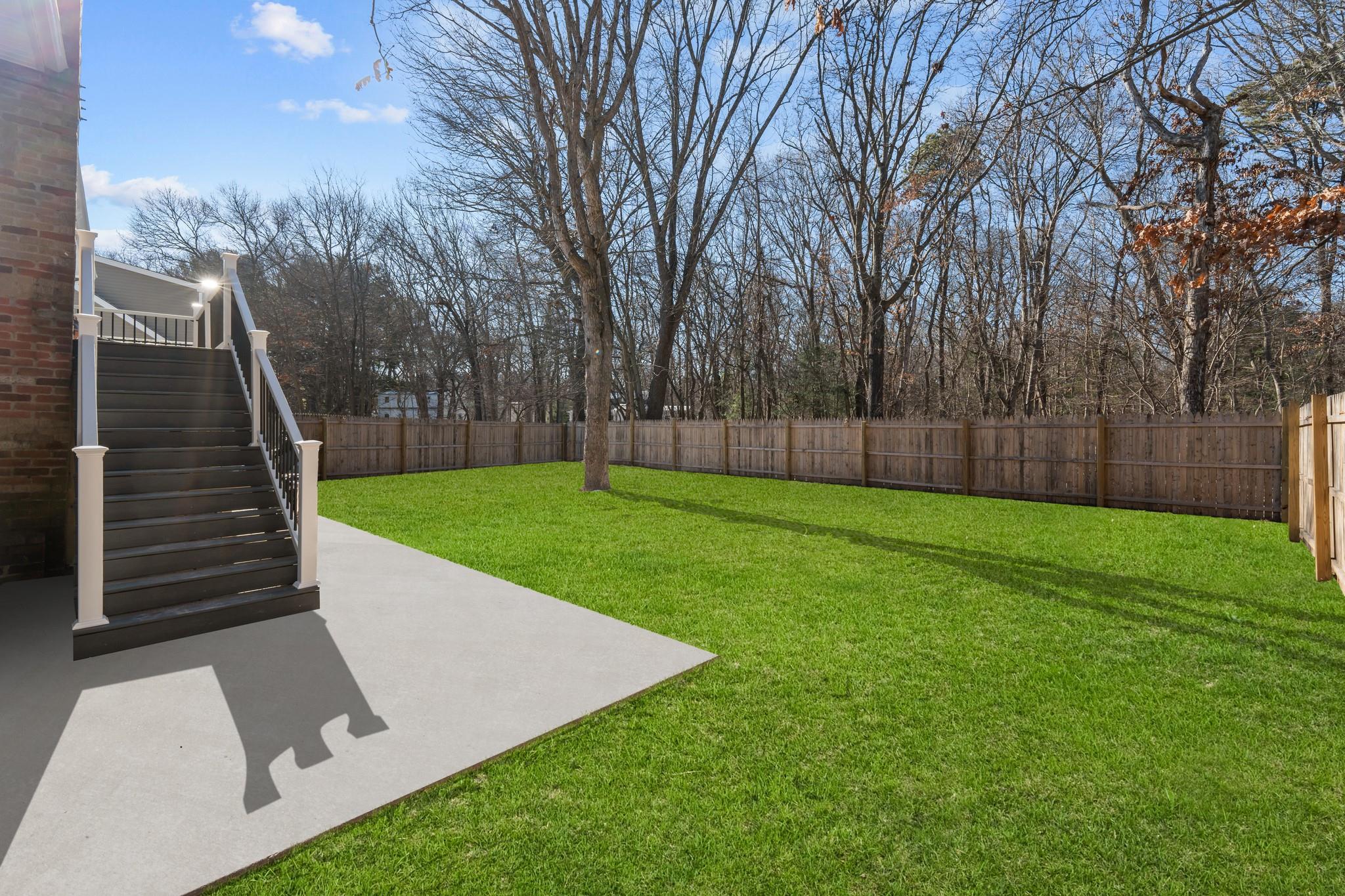 18 Fife Drive, Coram, NY 11727