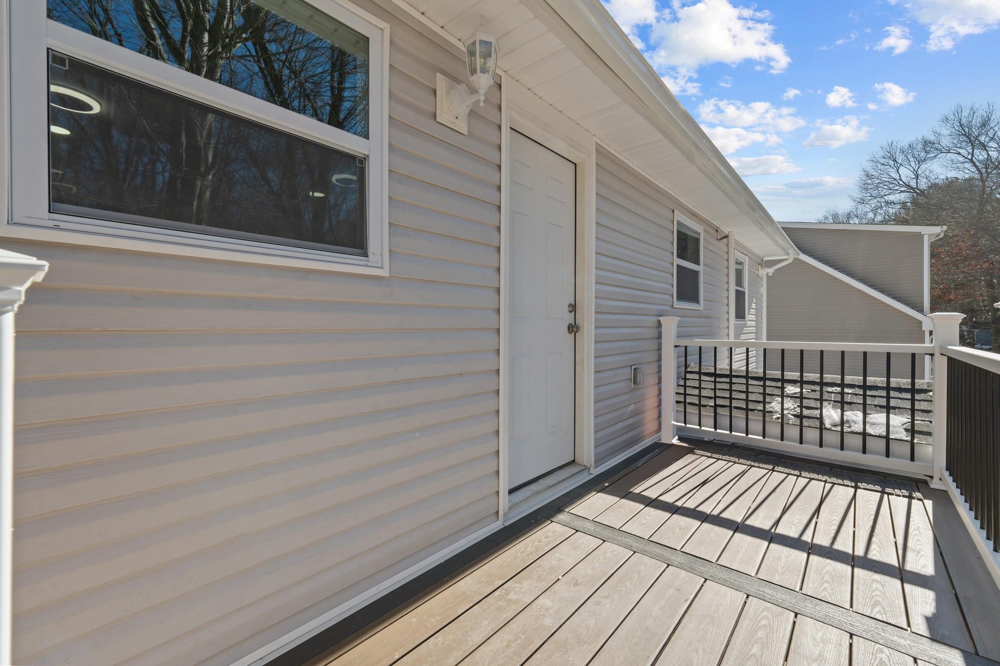 18 Fife Drive, Coram, NY 11727