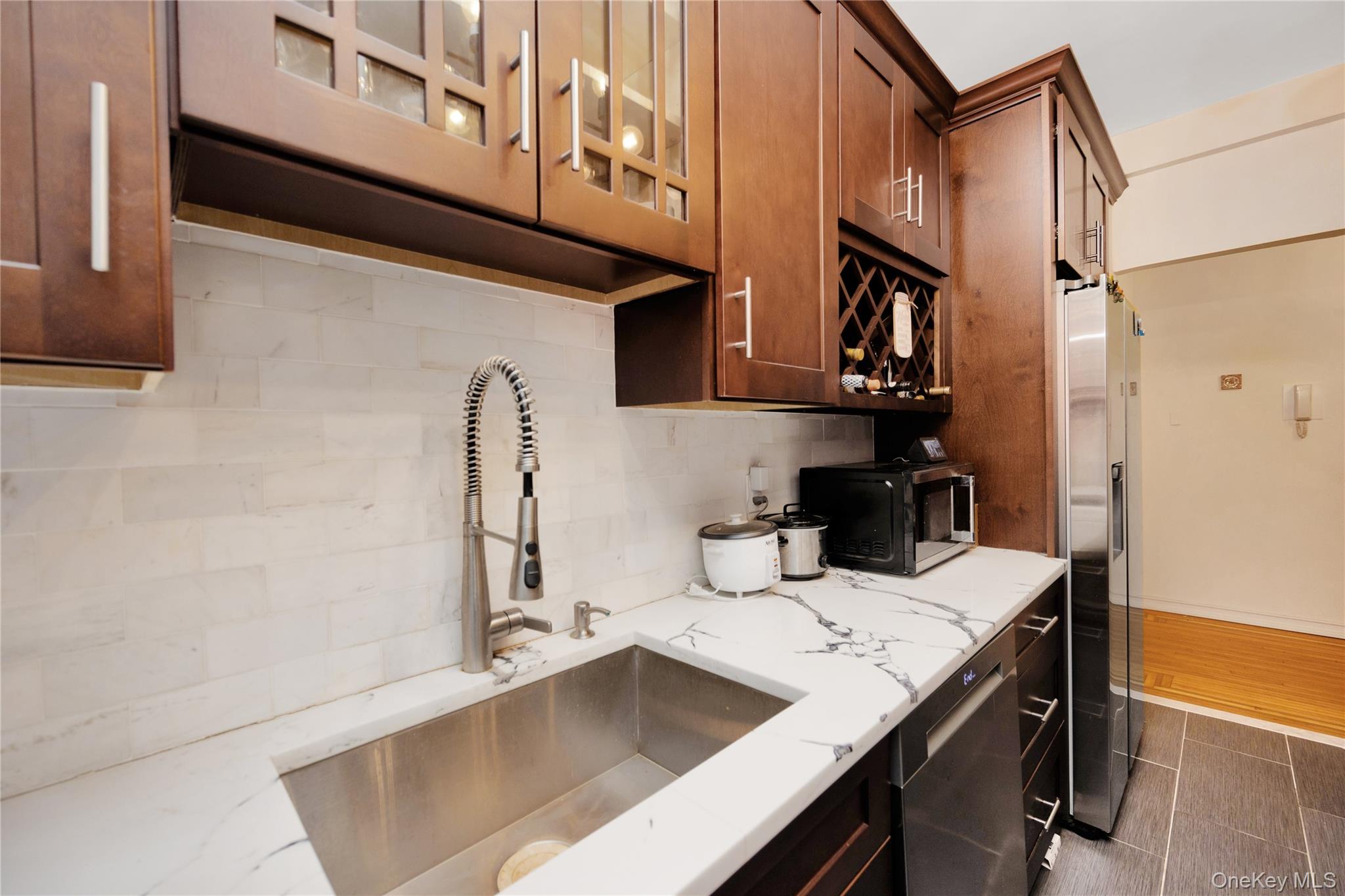 7716 Austin Street # 2K, Forest Hills, NY 11375