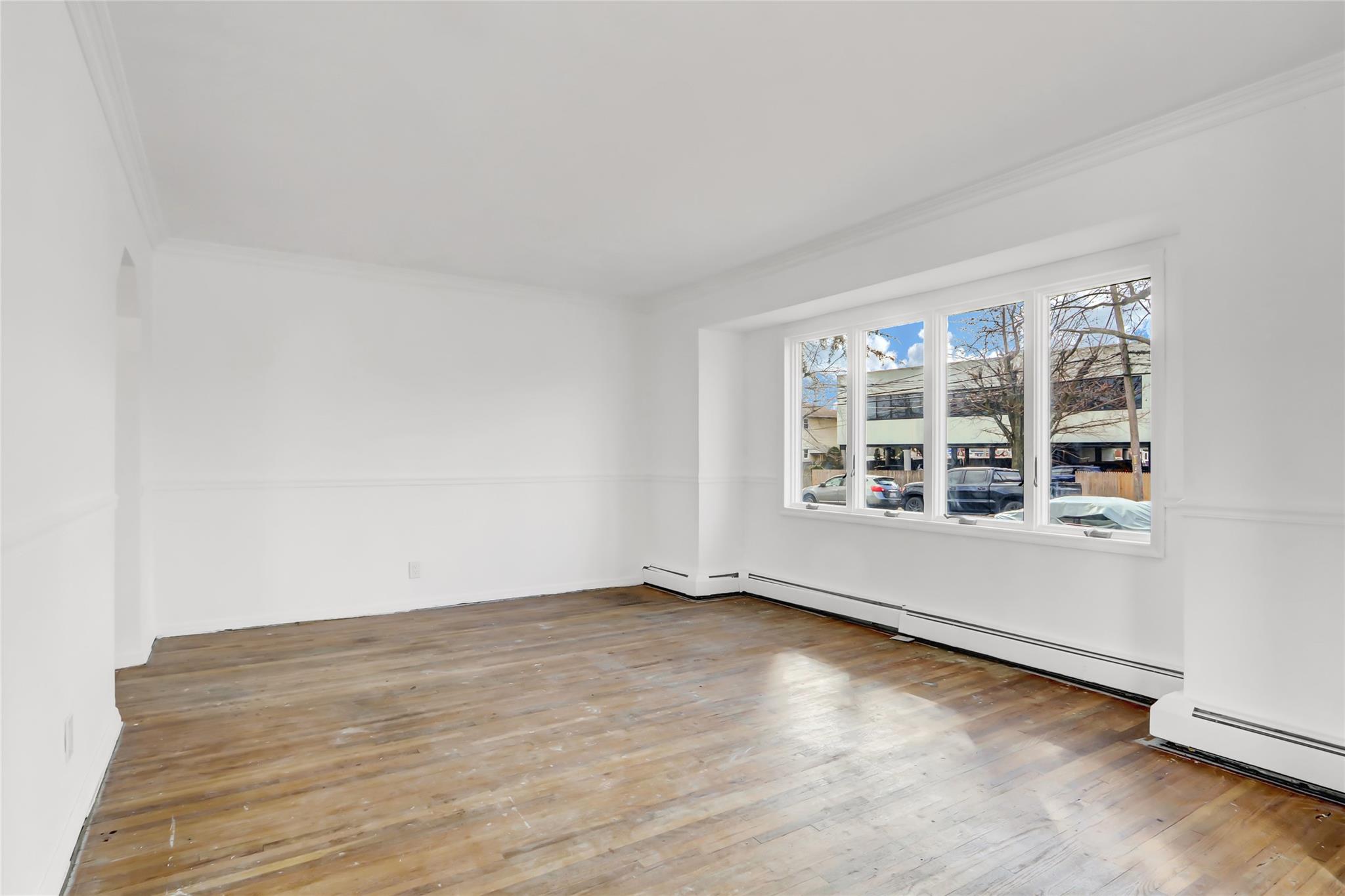 1139 Slabey Avenue, Valley Stream, NY 11580