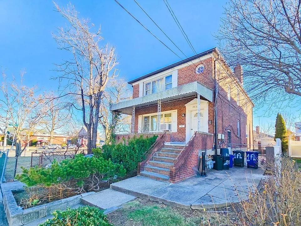 196-64 45th Avenue, Flushing, NY 11358