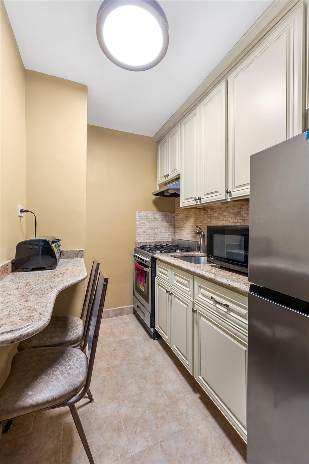 83-15 98th Street # 6B, Woodhaven, NY 11421