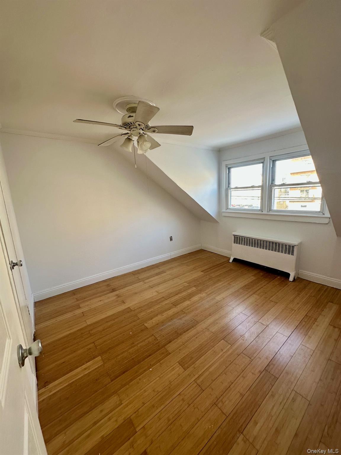 658 W Broadway, Long Beach, NY 11561