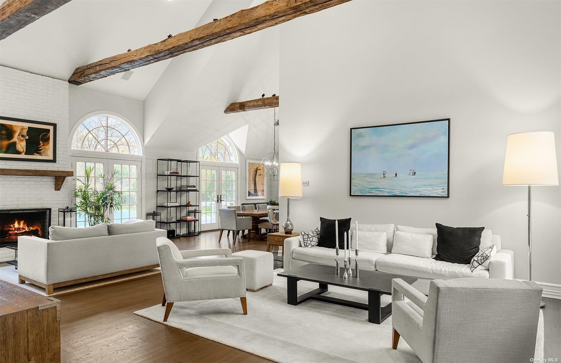 33 Park Circle, Quogue, NY 11959