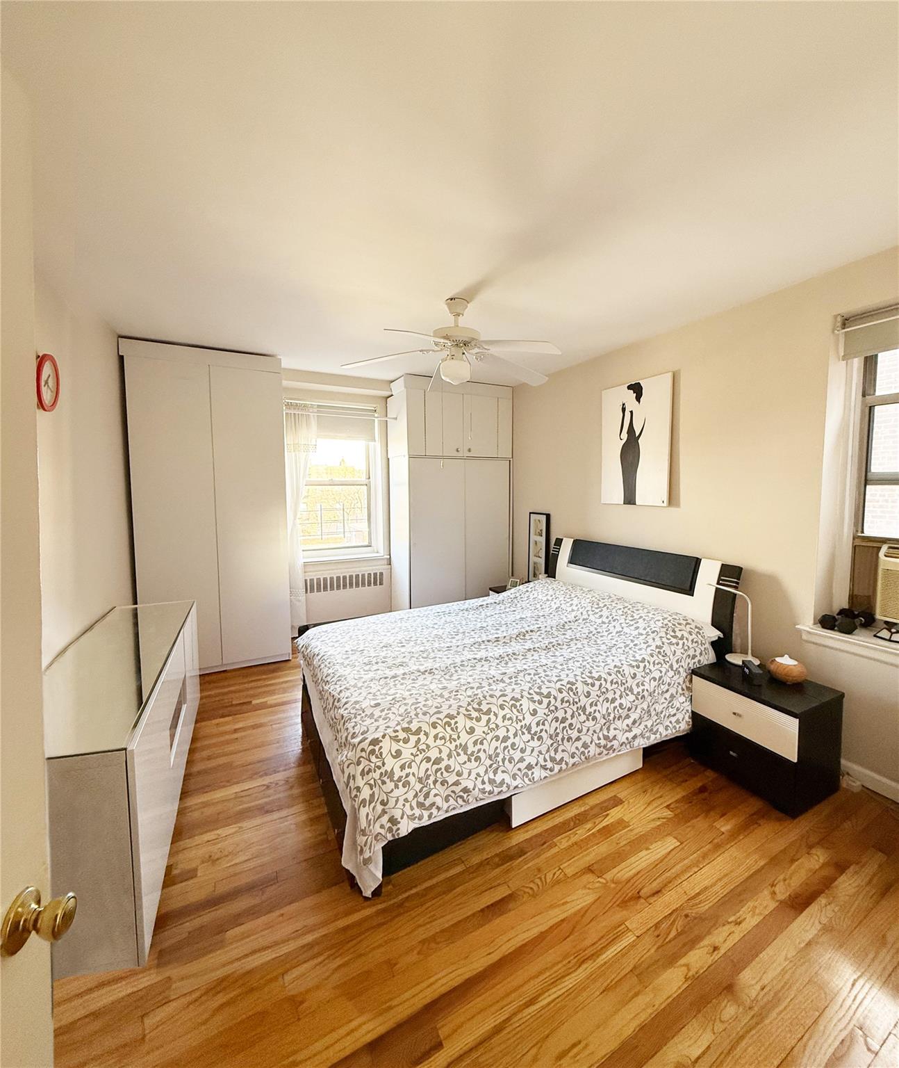 64-74 Saunders Street # 5A, Rego Park, NY 11374