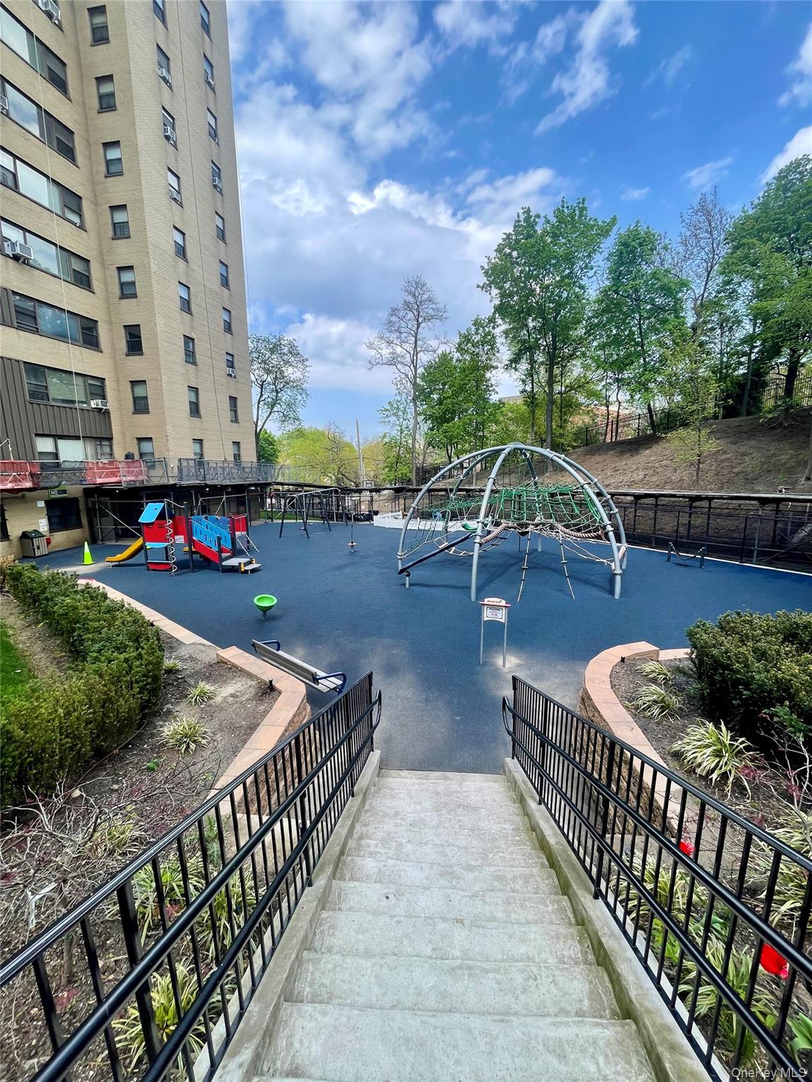 4 Fordham Hill Oval # 8G, Bronx, NY 10468
