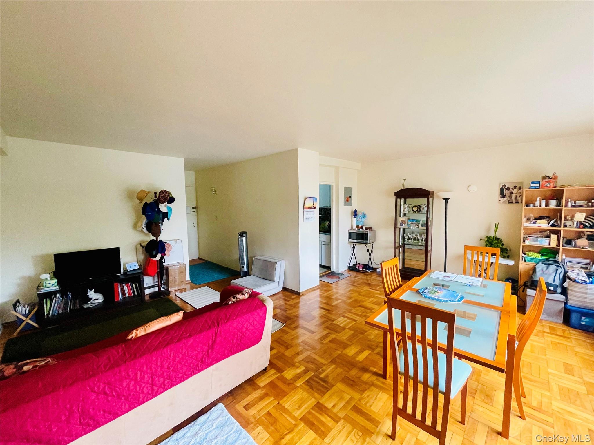 4 Fordham Hill Oval # 8G, Bronx, NY 10468