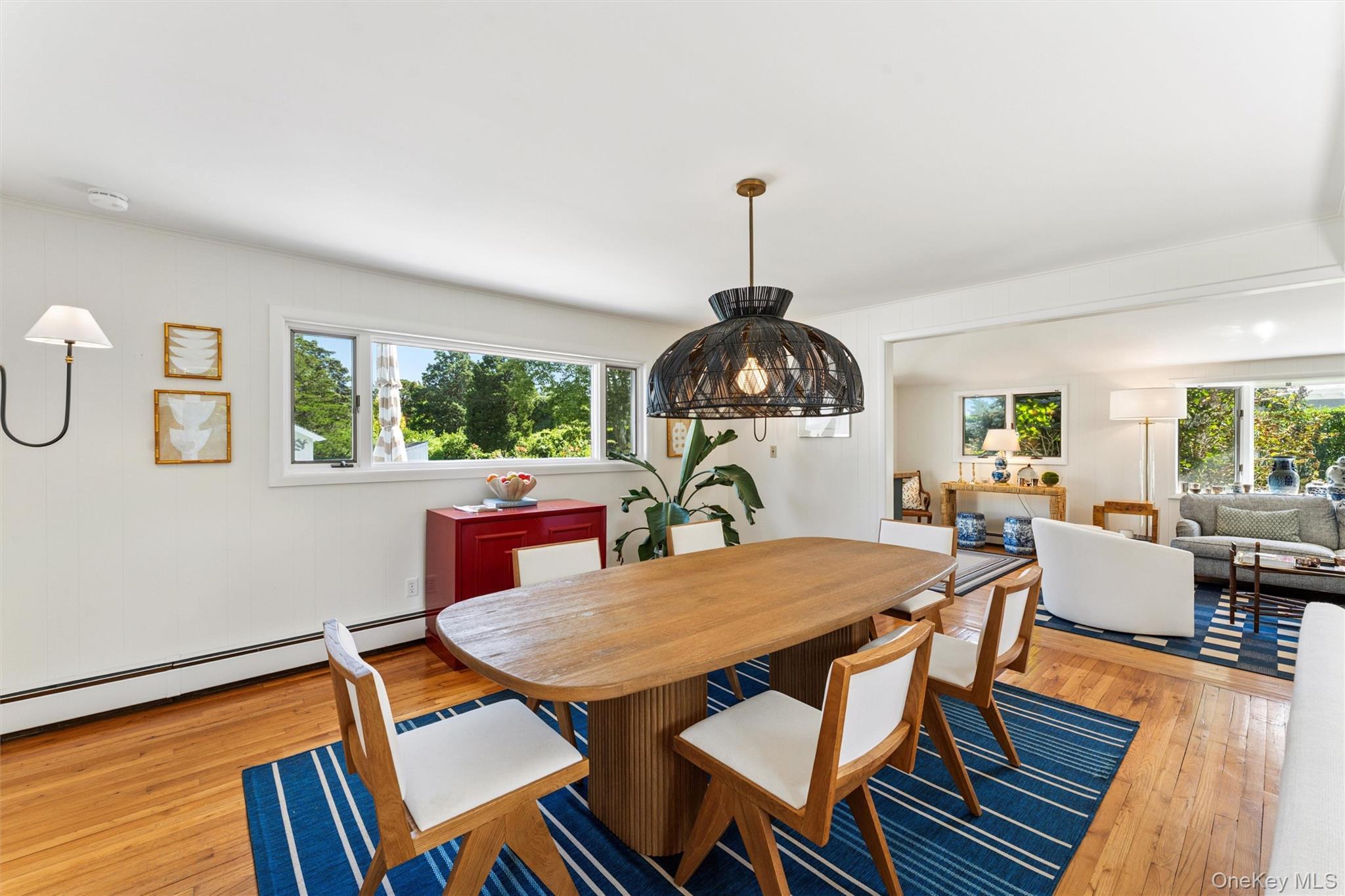 18 Quogo Neck Lane, Quogue, NY 11959