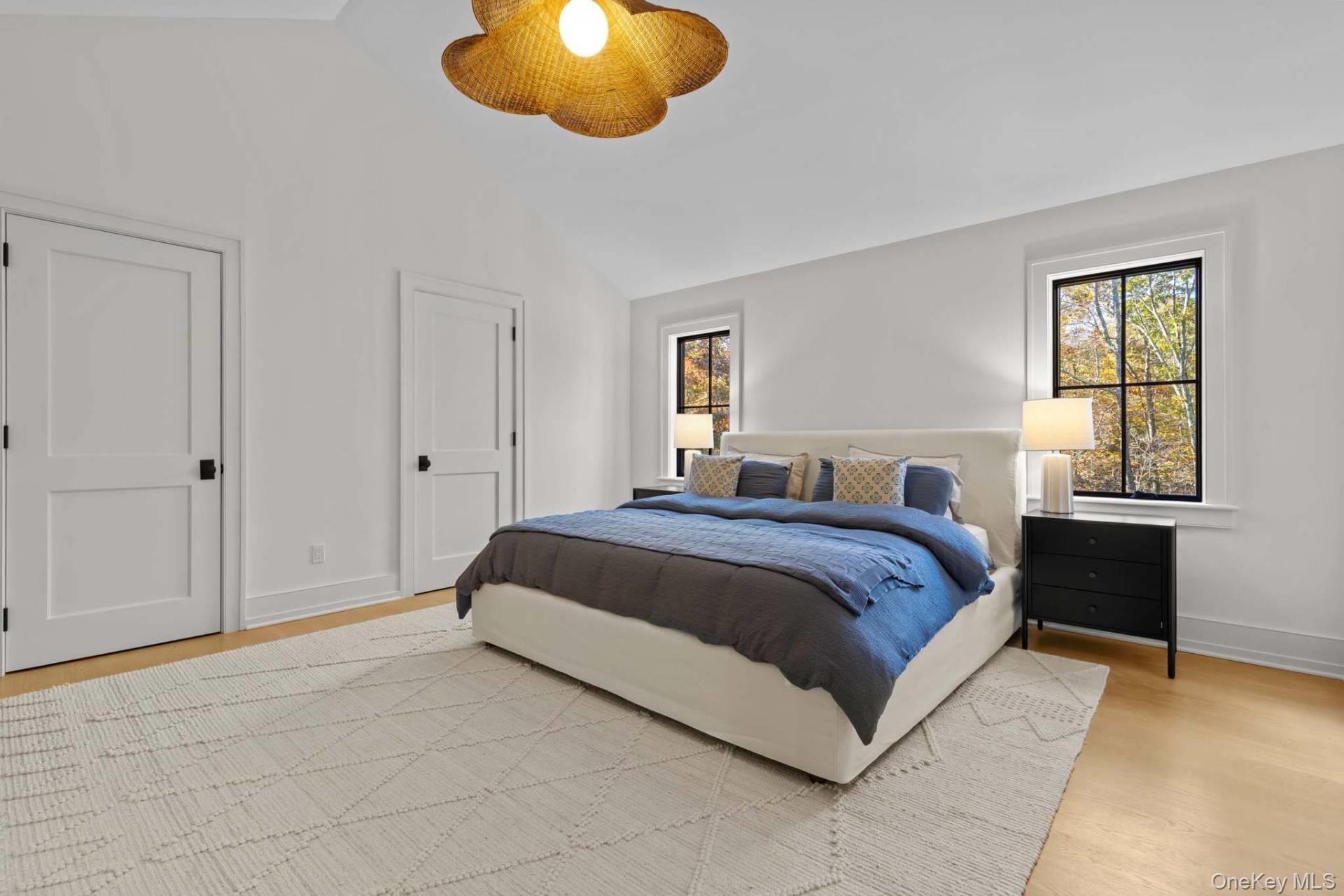 11 Old School House Lane, East Hampton, NY 11937