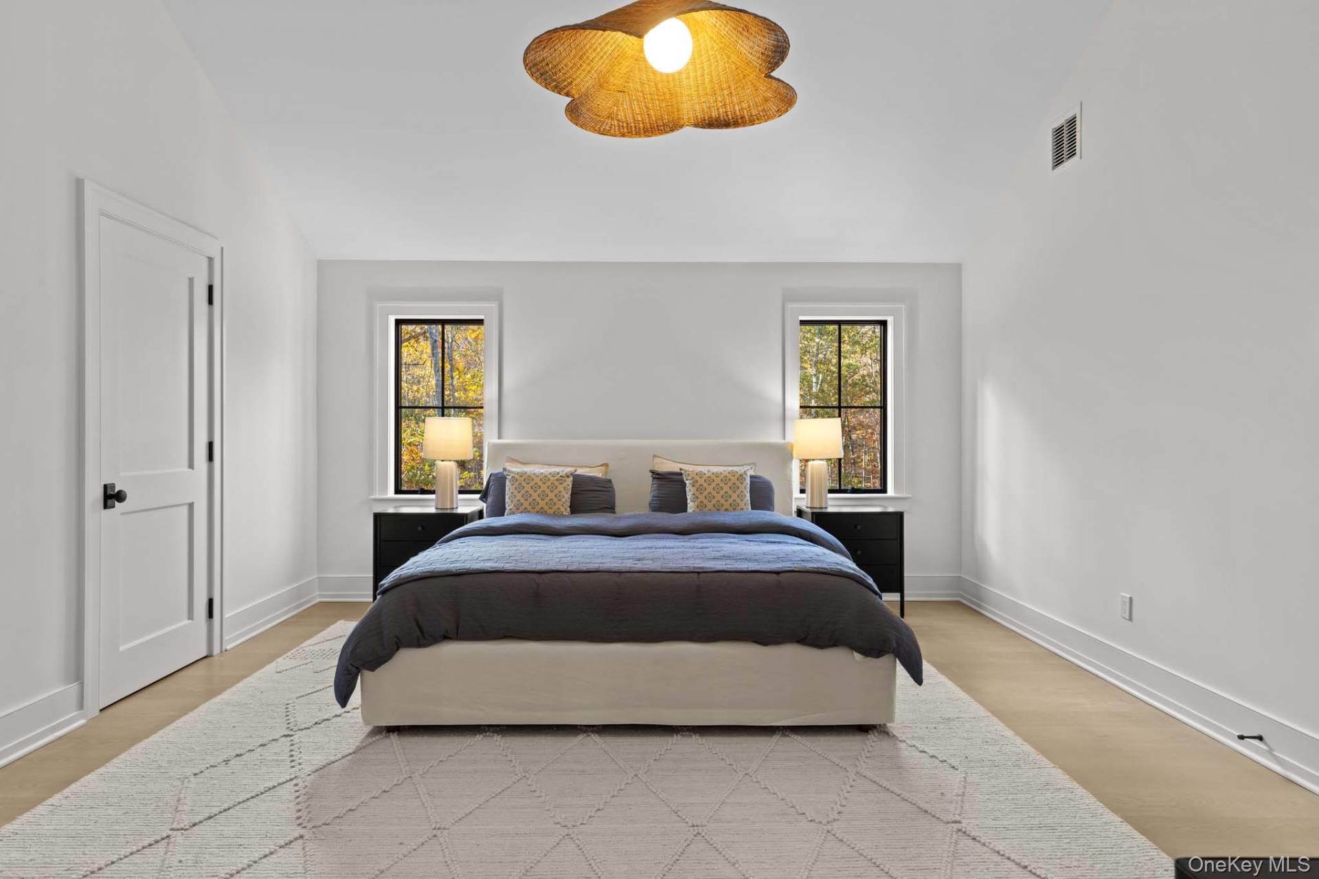 11 Old School House Lane, East Hampton, NY 11937