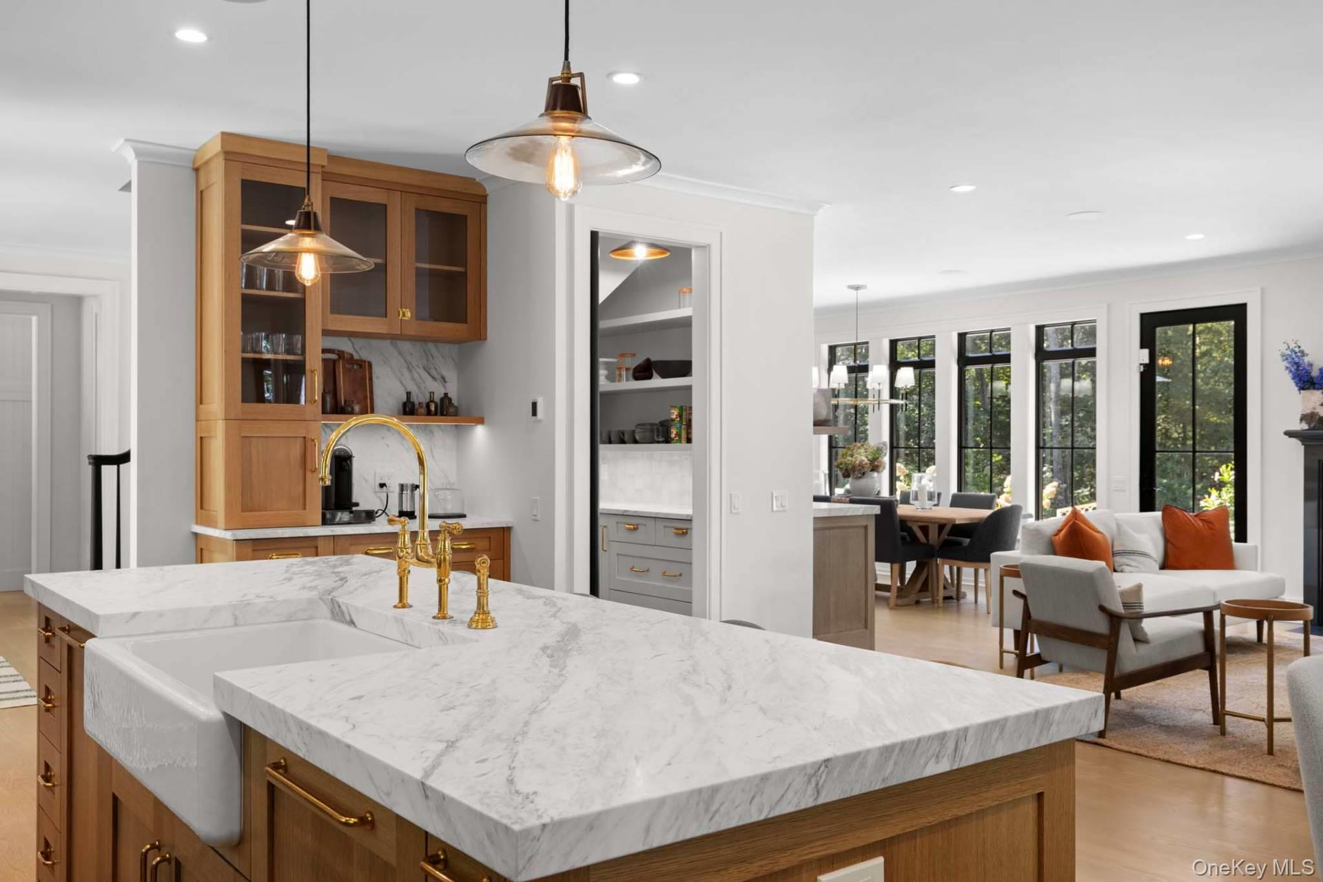 11 Old School House Lane, East Hampton, NY 11937