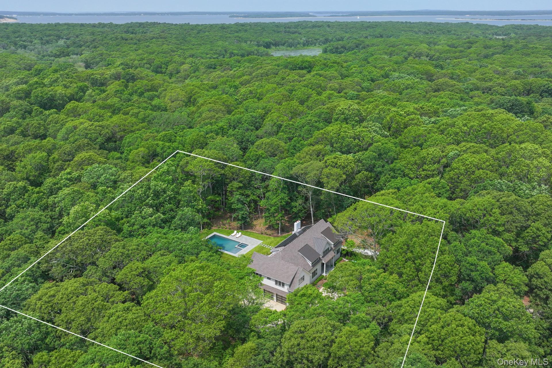 11 Old School House Lane, East Hampton, NY 11937