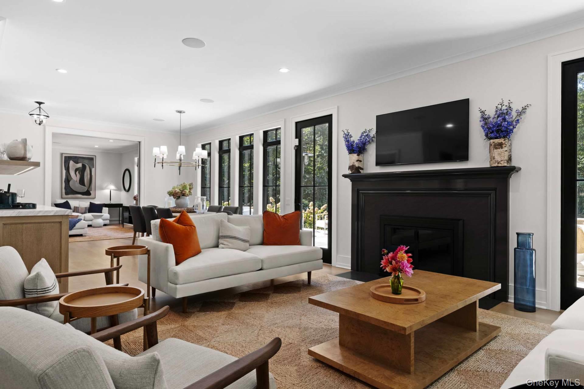 11 Old School House Lane, East Hampton, NY 11937