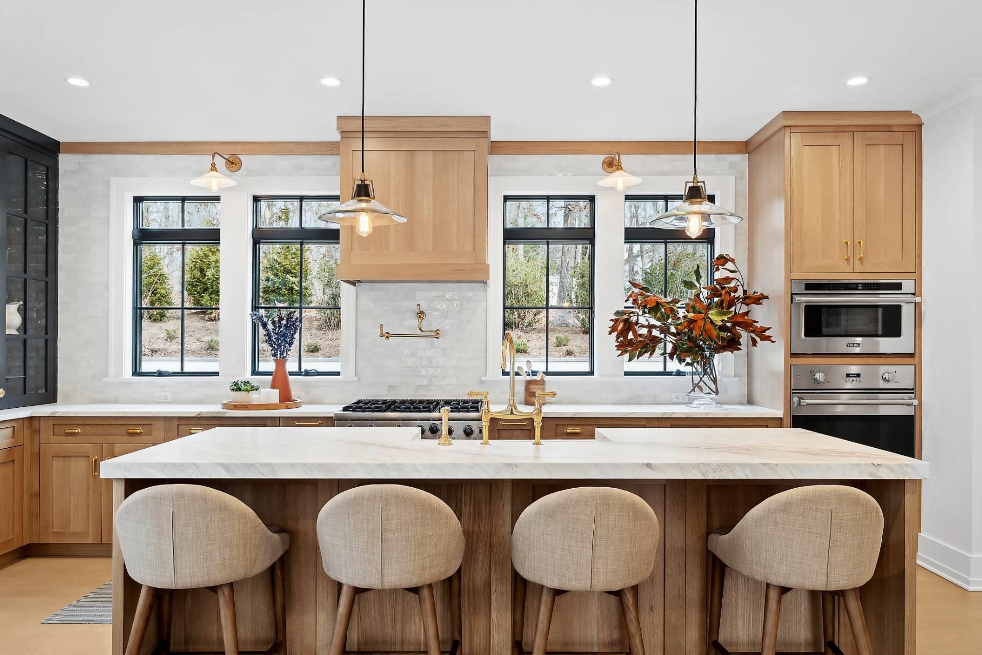 11 Old School House Lane, East Hampton, NY 11937