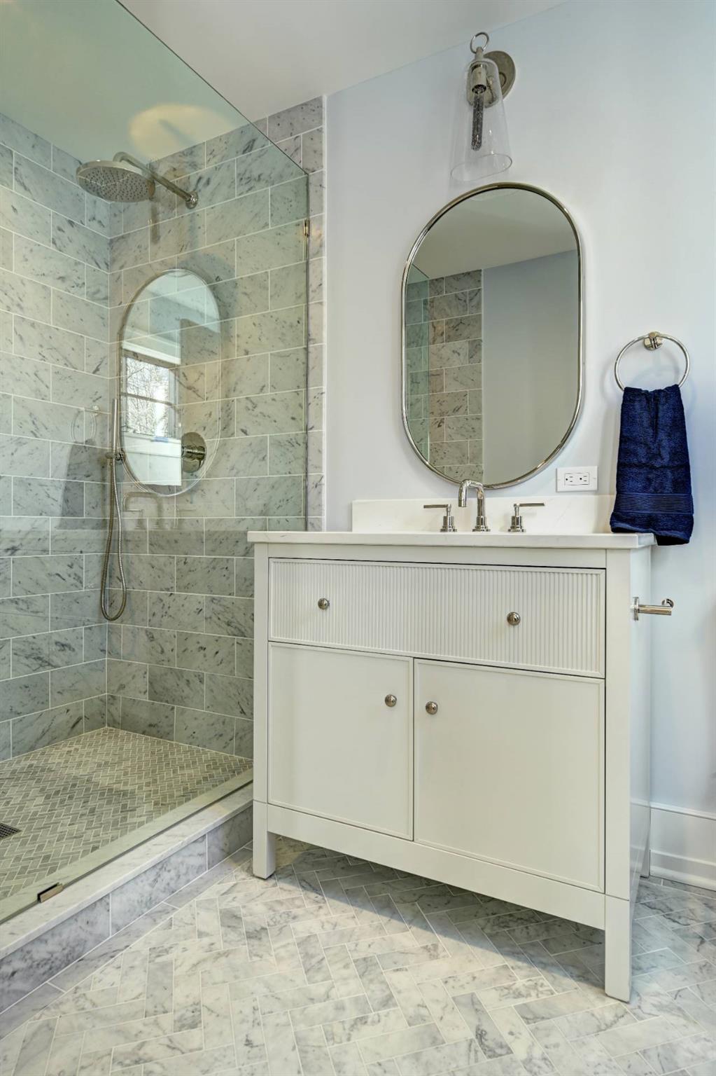 11 Old School House Lane, East Hampton, NY 11937