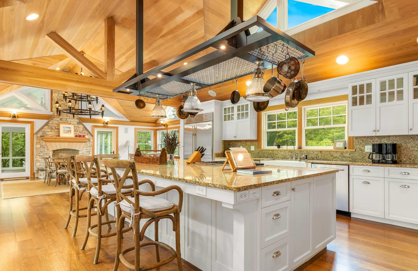 520 Water Mill Towd Road, Southampton, NY 11968