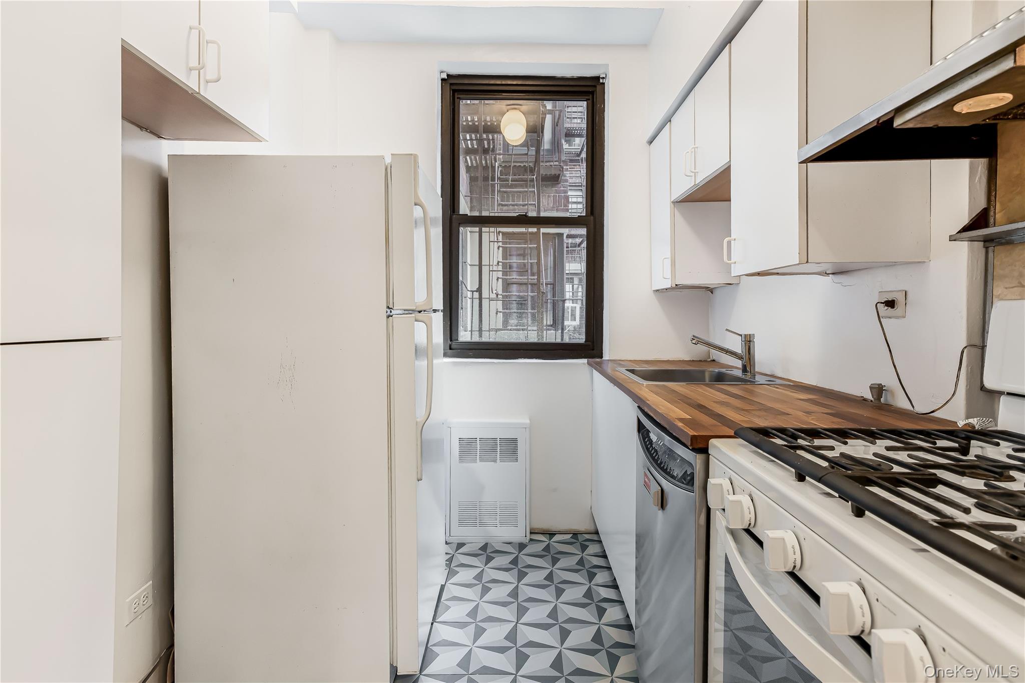 4489 Broadway # 2E, New York (Manhattan), NY 10040