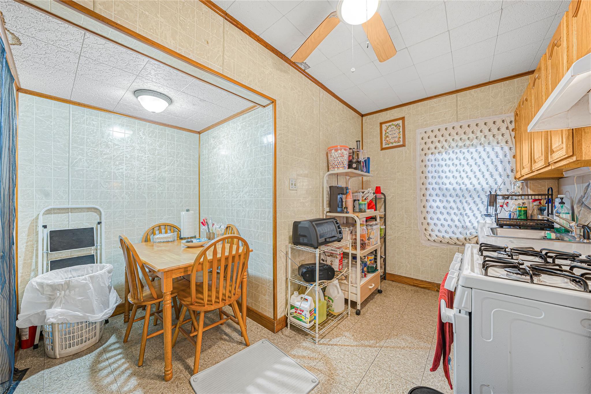 38 Brighton 1st Walk, Brooklyn, NY 11235