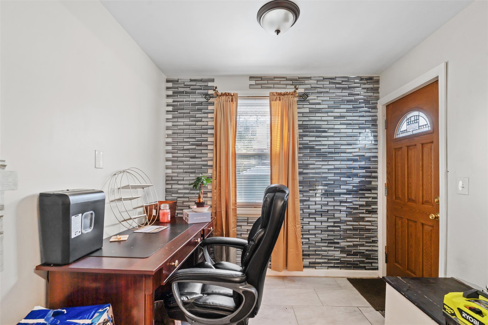 3943 Seton Avenue, Bronx, NY 10466