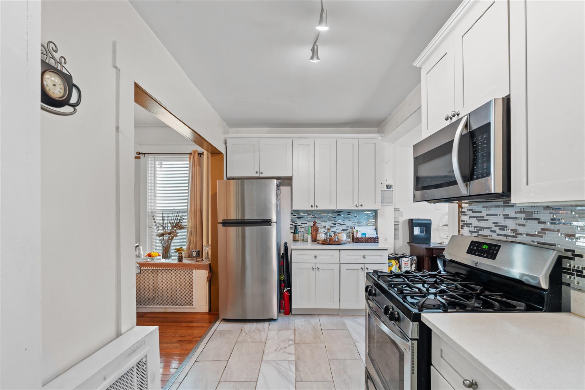 3943 Seton Avenue, Bronx, NY 10466