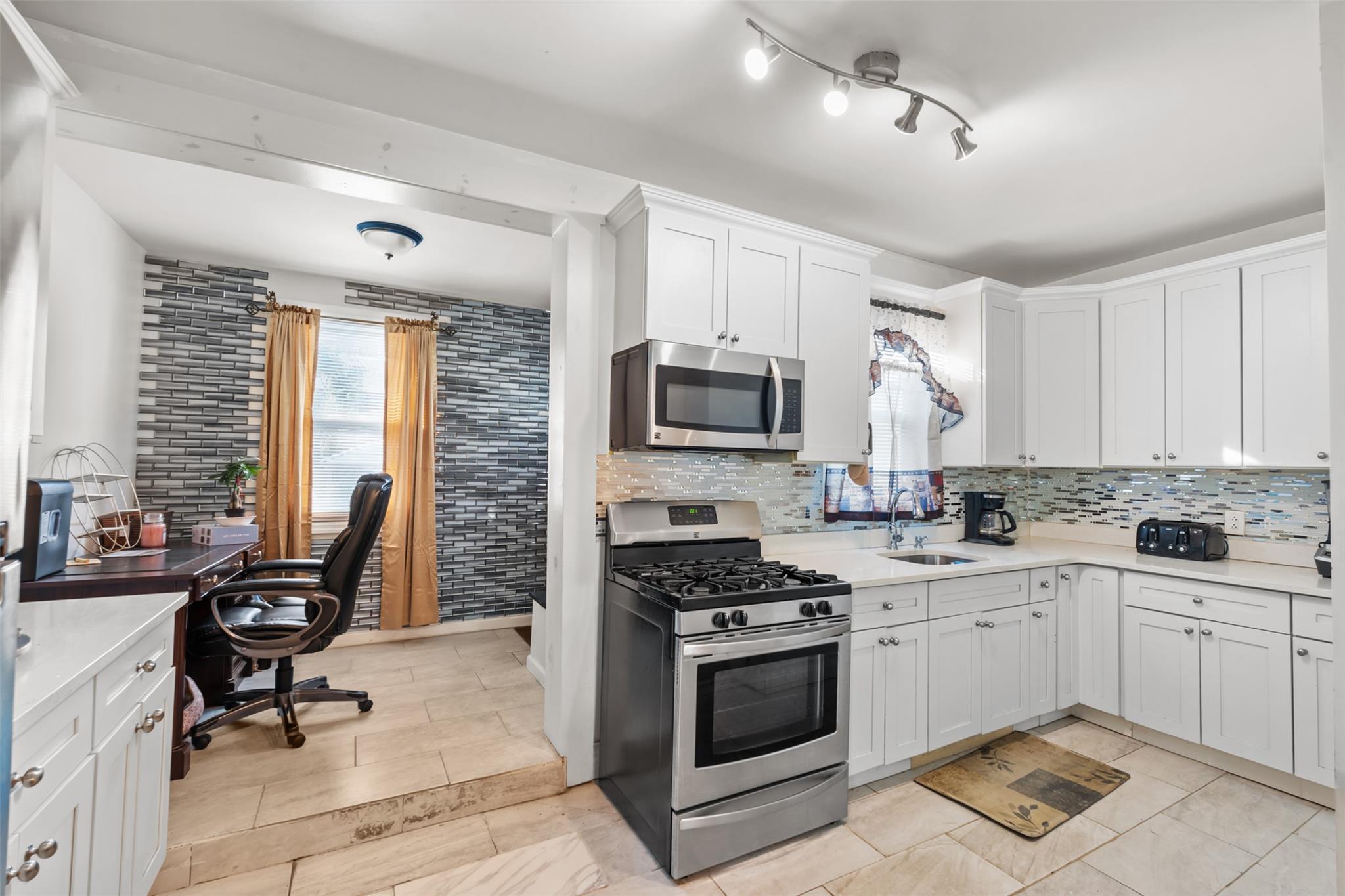 3943 Seton Avenue, Bronx, NY 10466