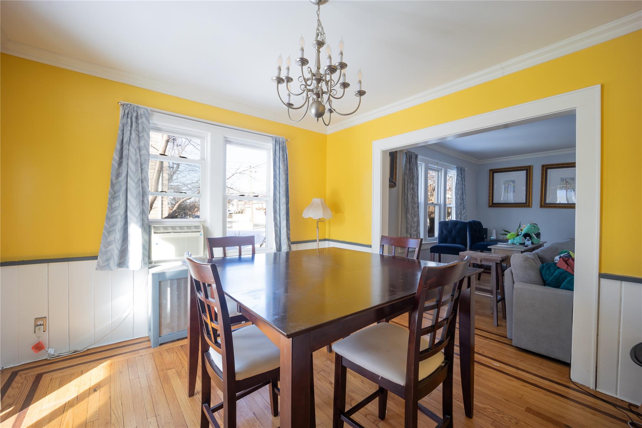 495 Henry Street, Oceanside, NY 11572