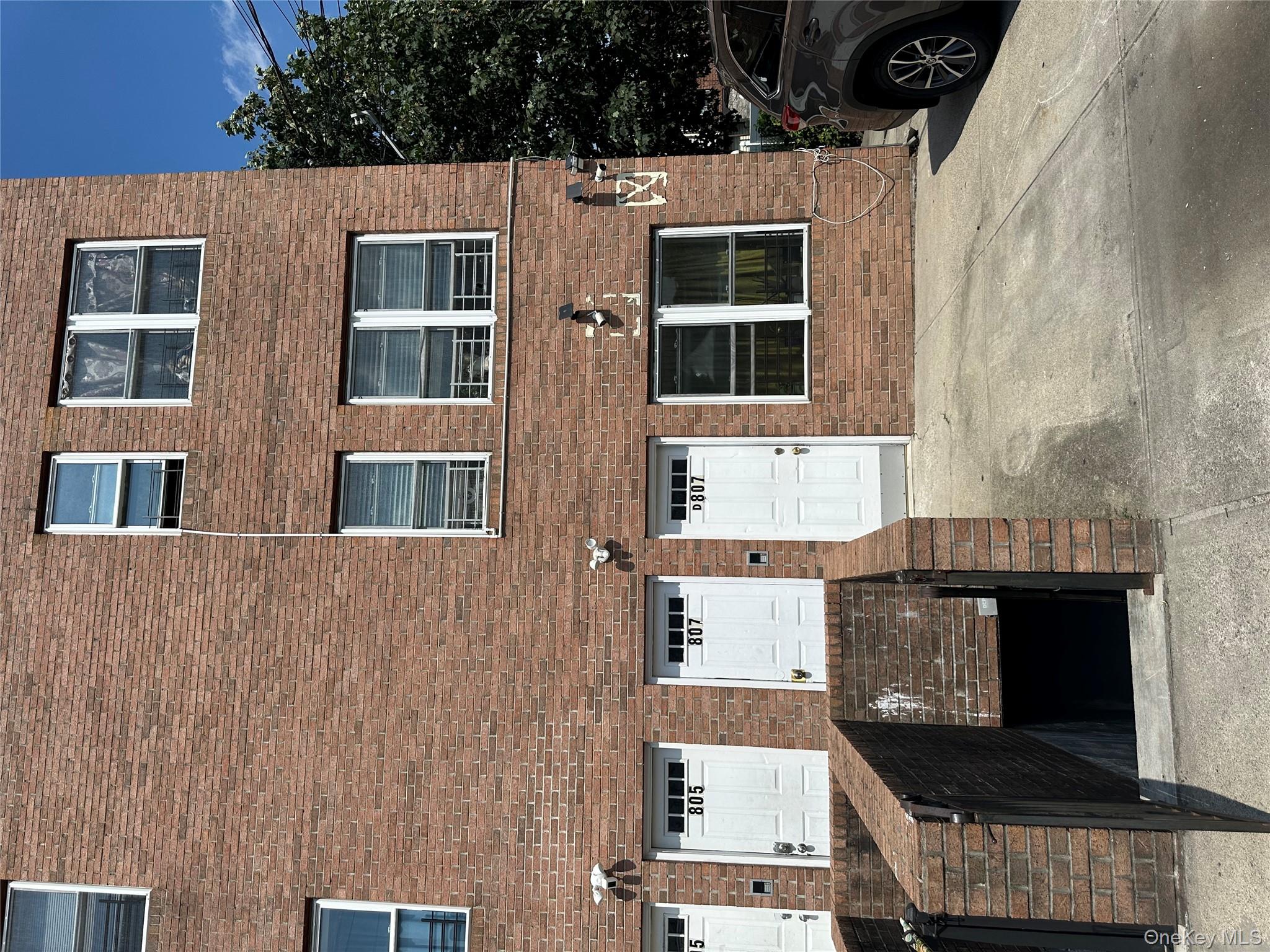 807 Barbey, Brooklyn, NY 11207