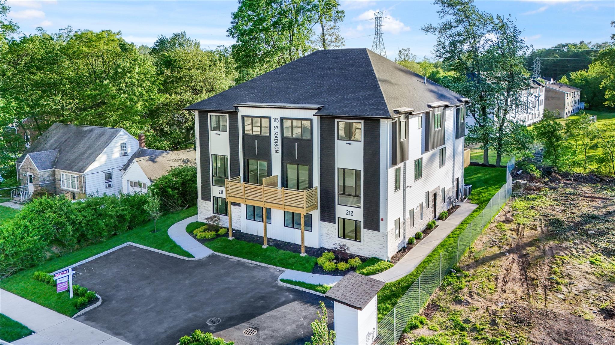 115 S Madison Avenue # 211, Spring Valley, NY 10977