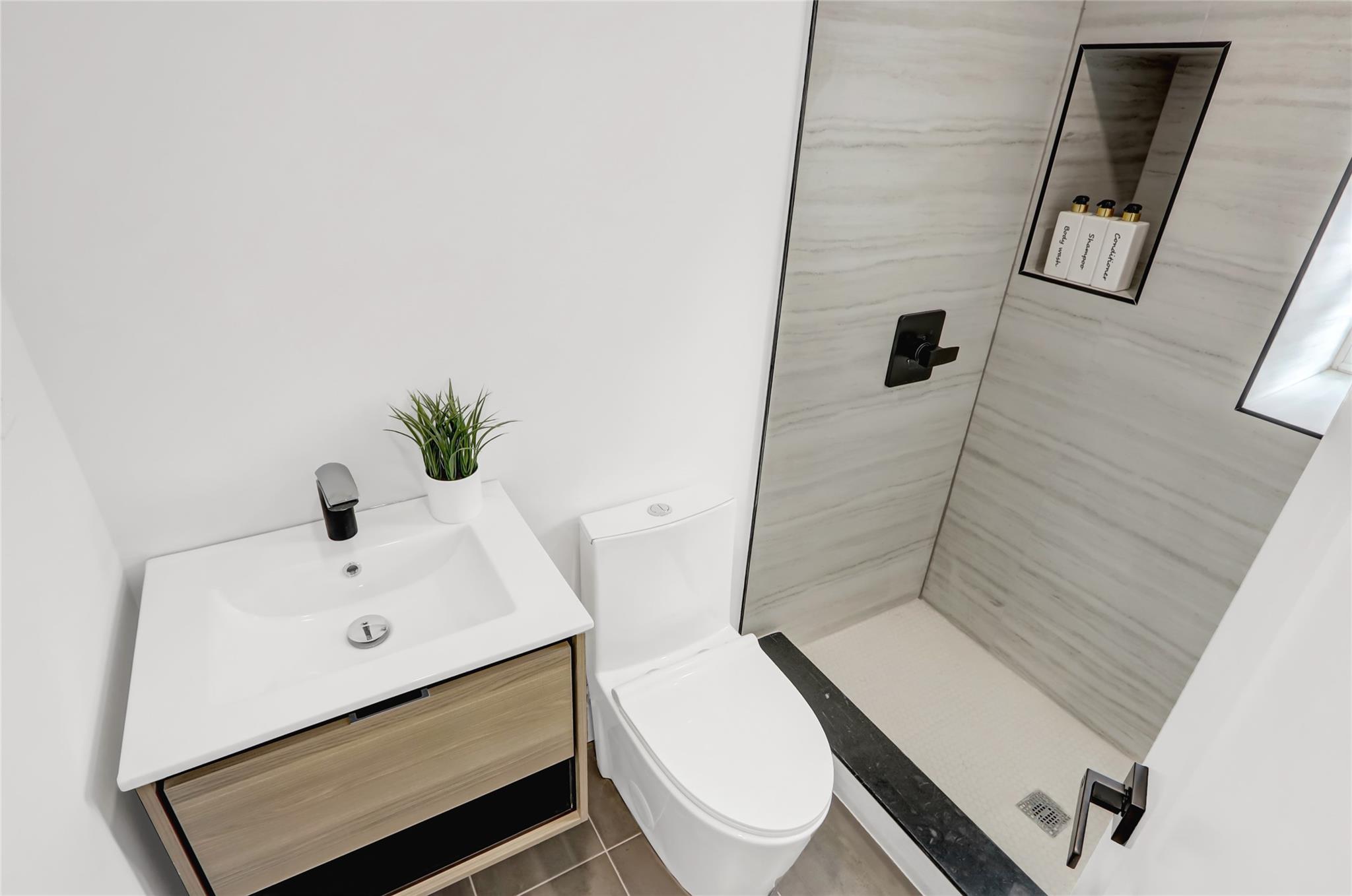 153 New York Avenue, Westbury, NY 11590