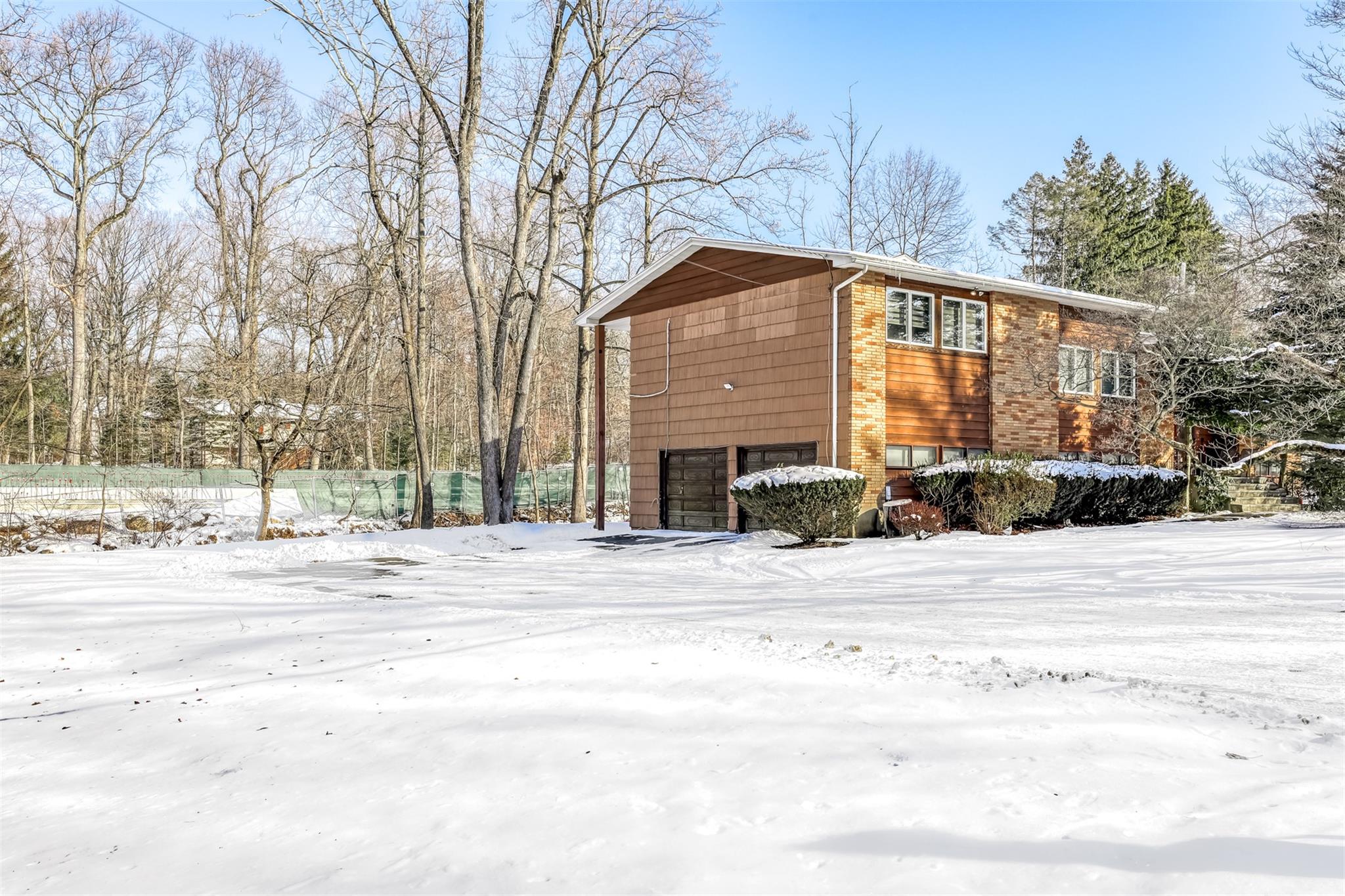 2 Olympia Lane, Monsey, NY 10952