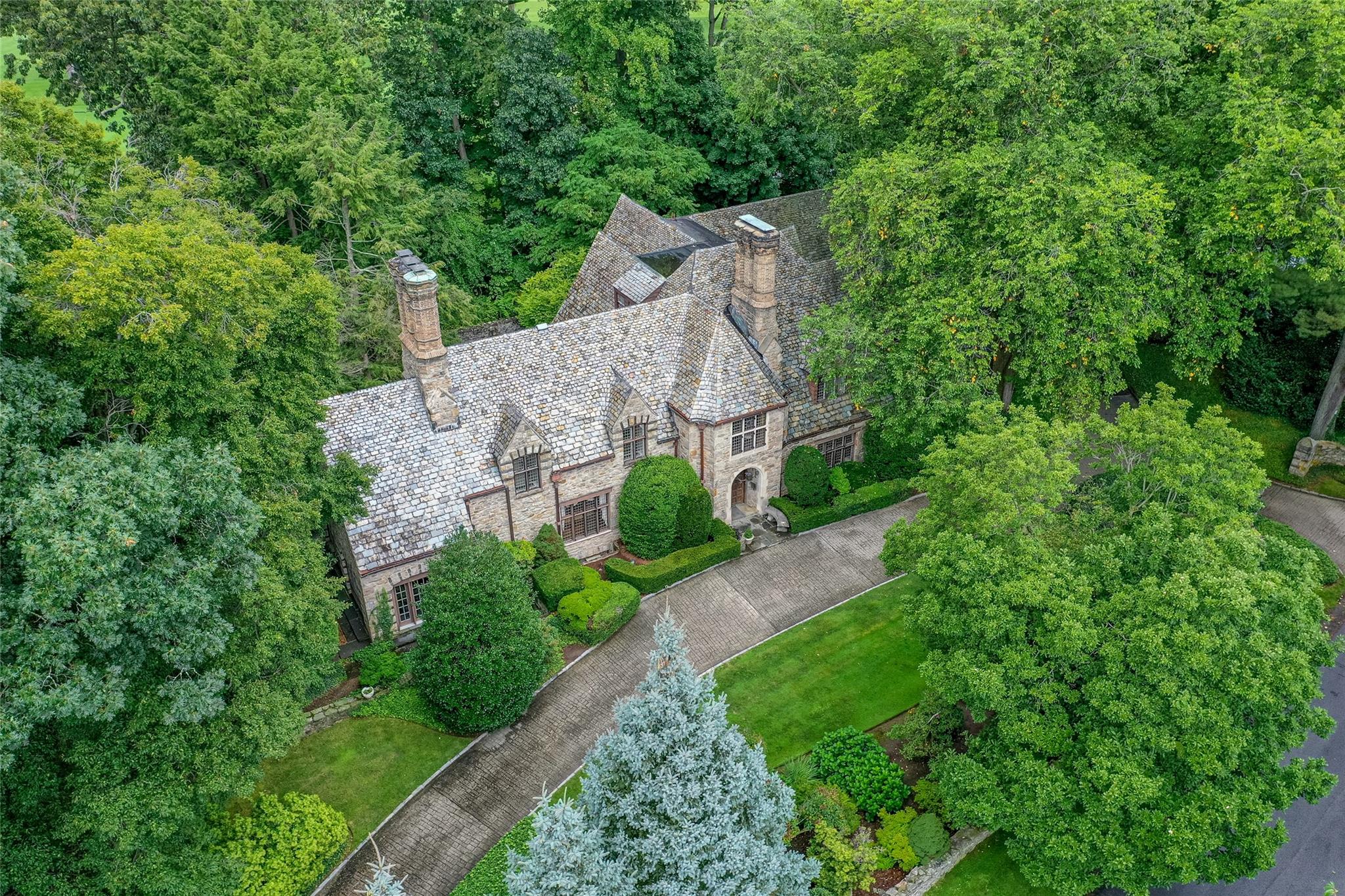 9 Rittenhouse Road, Bronxville, NY 10708