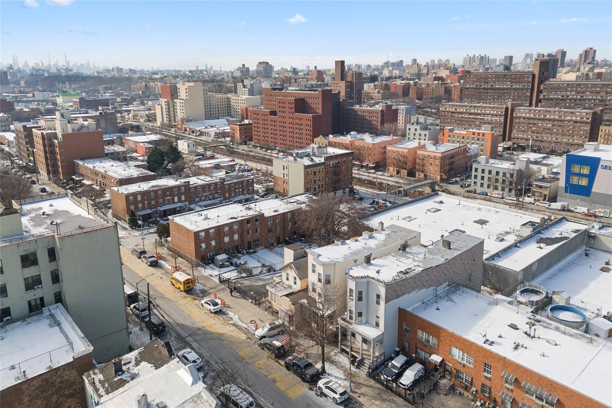 2039 Washington Ave, Bronx, NY 10457