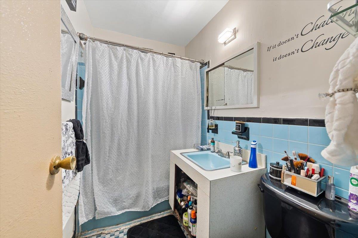 1764 Bartow Avenue, Bronx, NY 10469