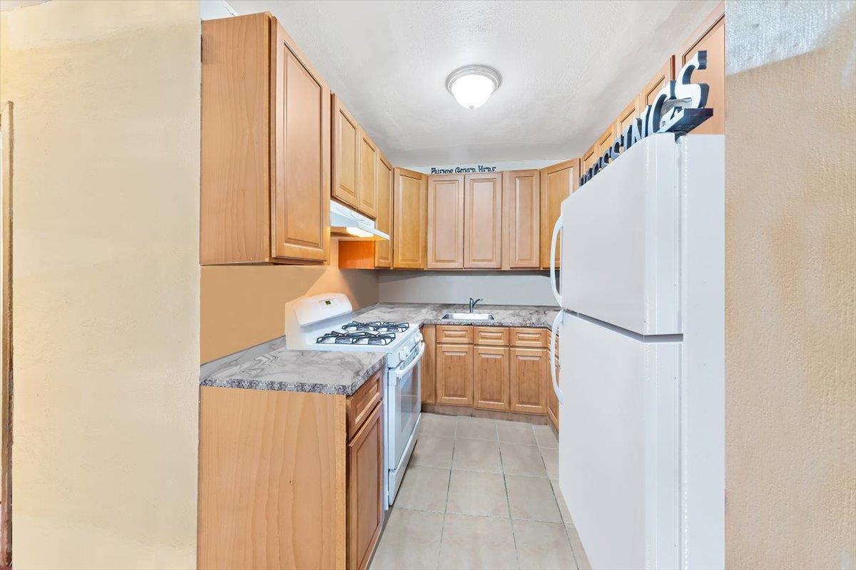 1764 Bartow Avenue, Bronx, NY 10469