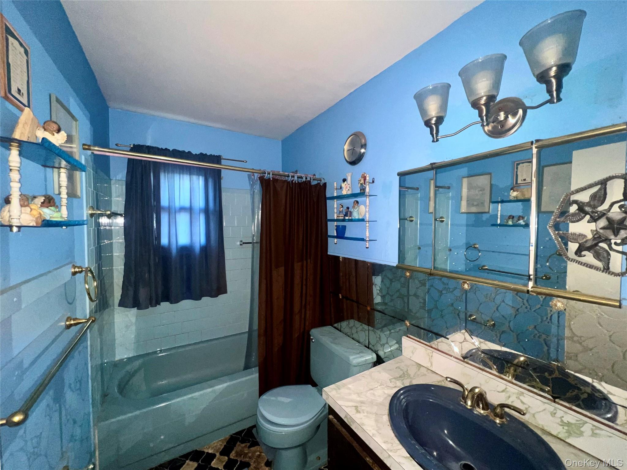 270 Fulton Street, West Babylon, NY 11704