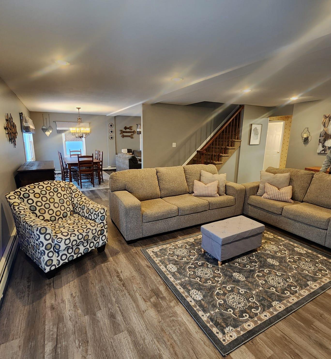 83 Hardy Lane, Westbury, NY 11590