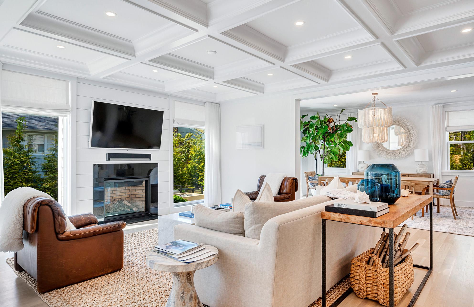 17 Bay View Road W, Southampton, NY 11968