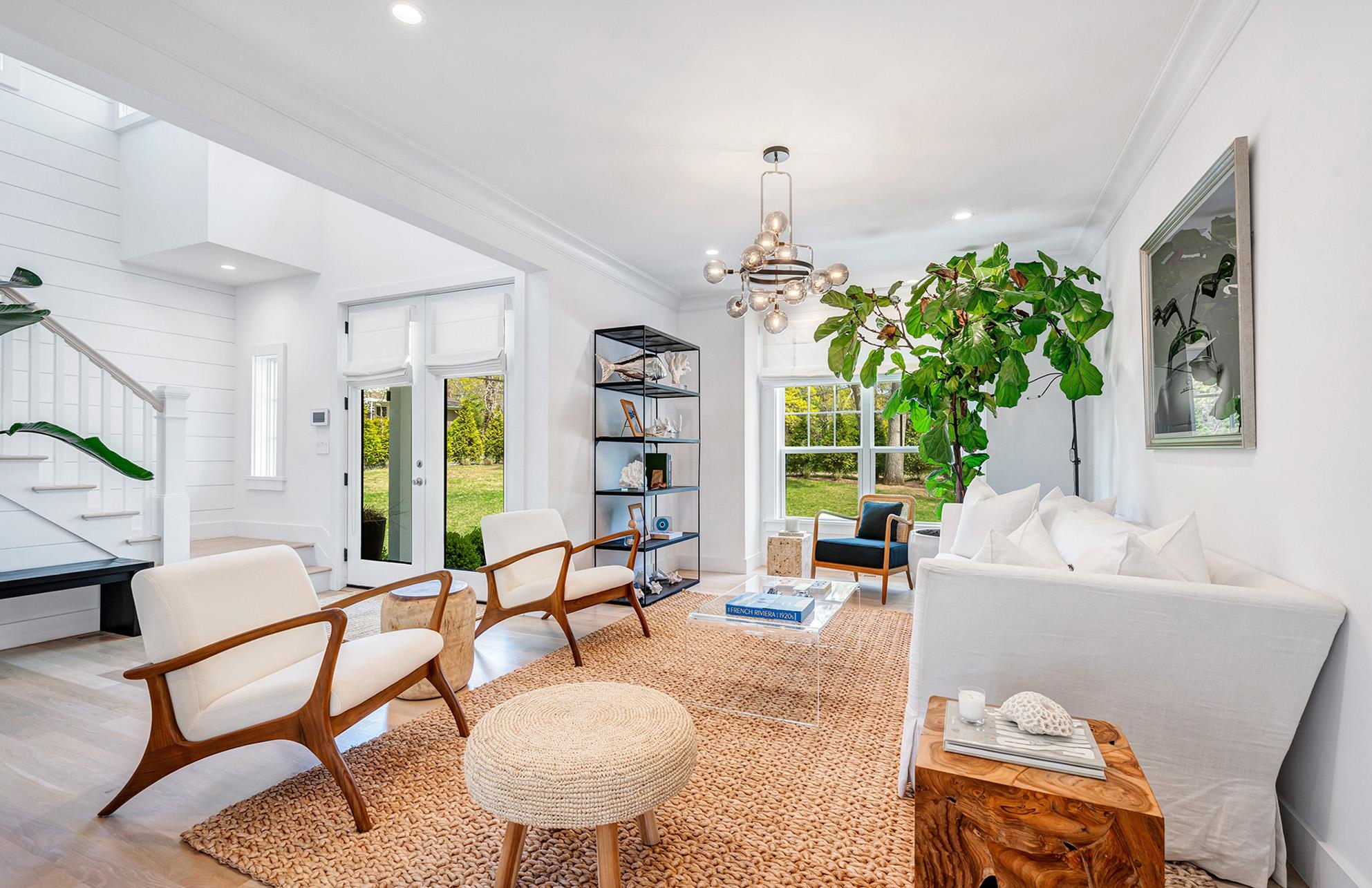 17 Bay View Road W, Southampton, NY 11968