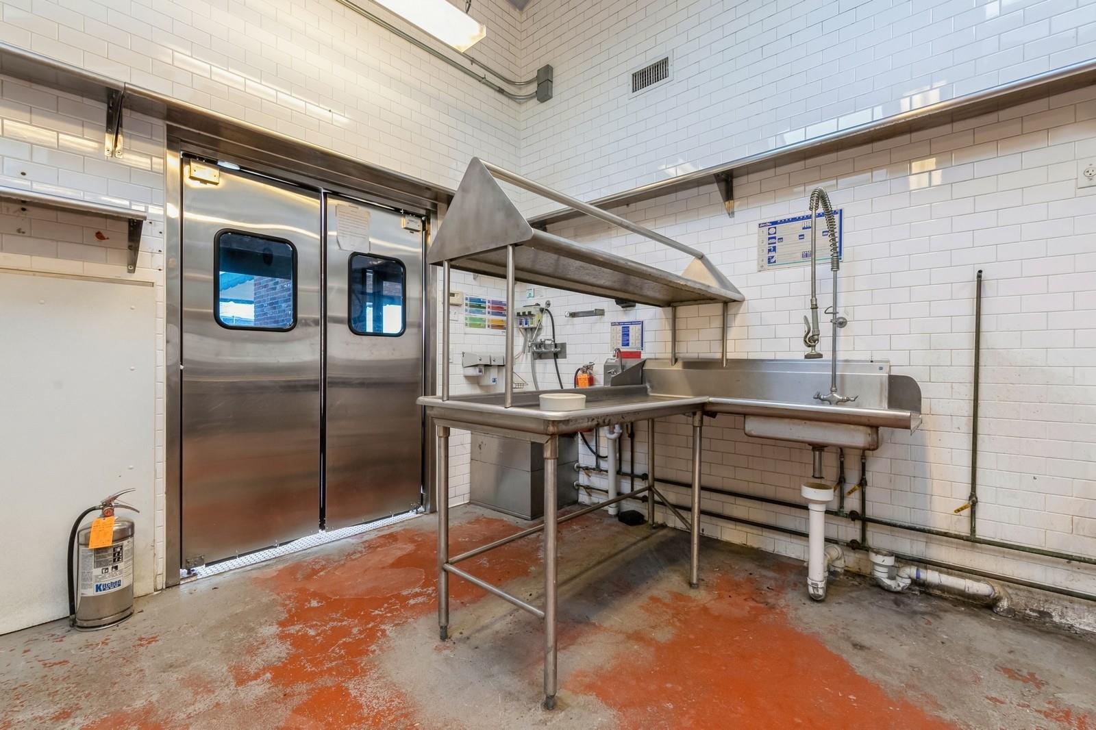 62375 Main Road, Southold, NY 11971