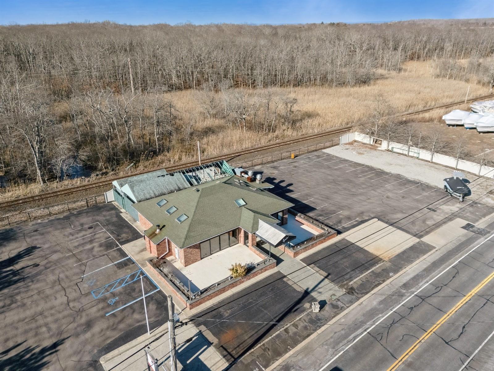 62375 Main Road, Southold, NY 11971