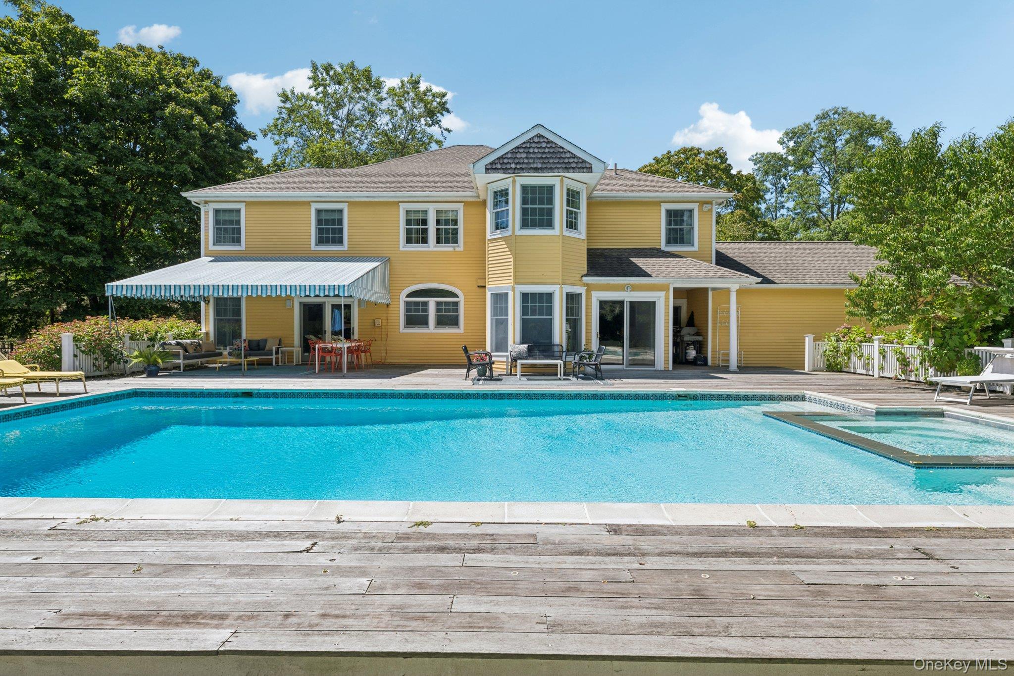 19 Oak Meadow Lane, Bellport Village, NY 11713