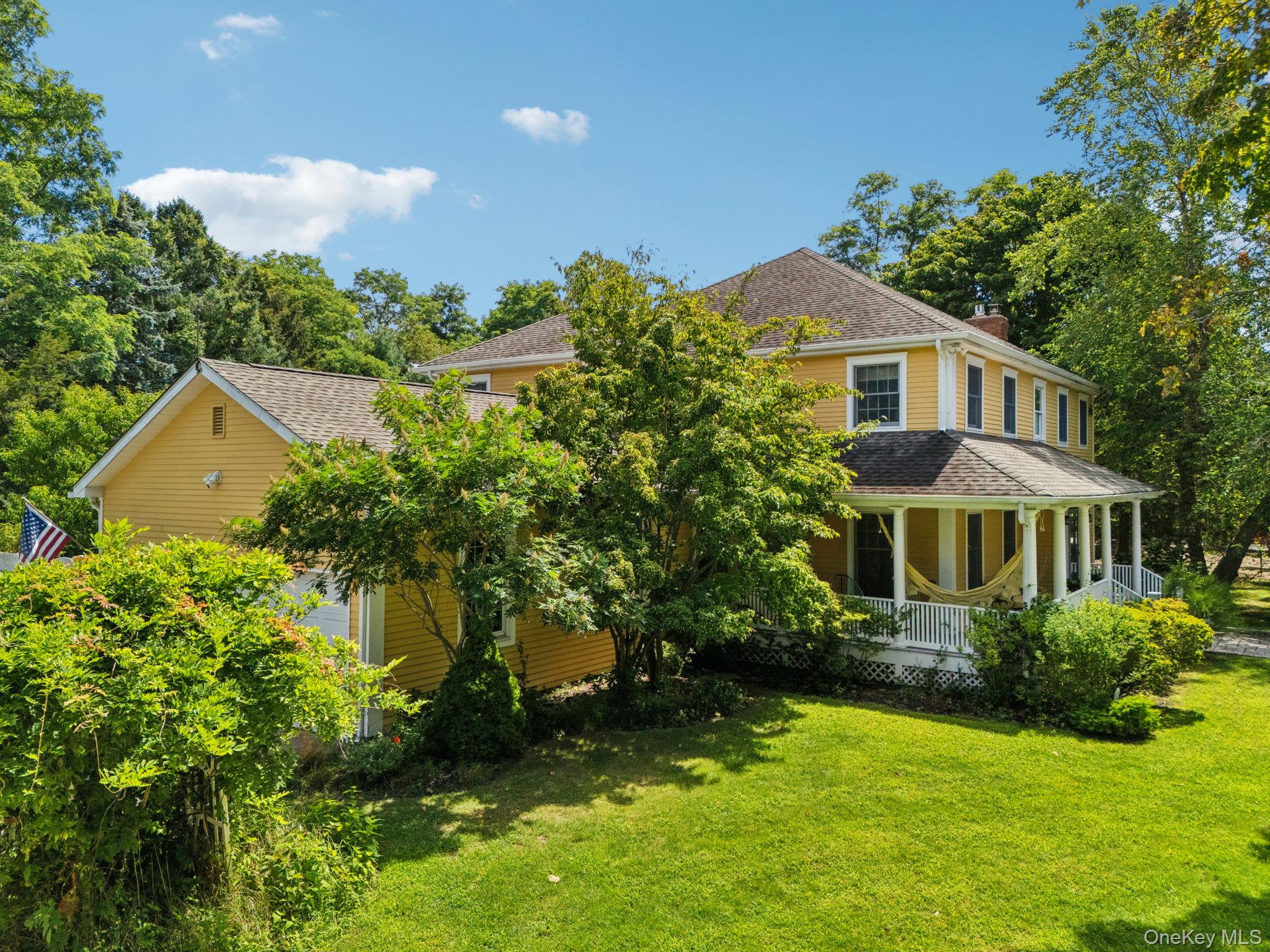 19 Oak Meadow Lane, Bellport Village, NY 11713