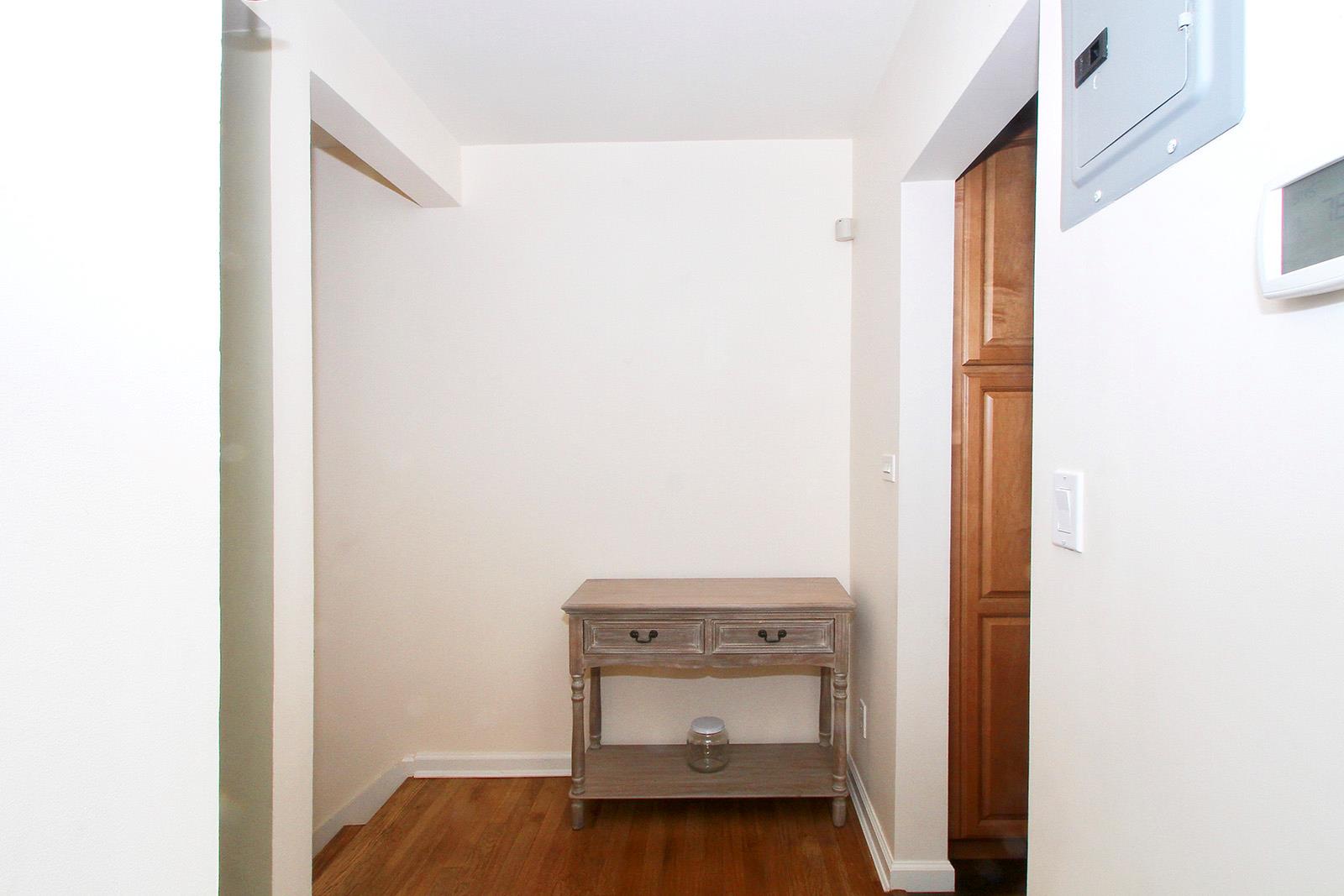 129 Fifteenth Street # B2, Garden City, NY 11530