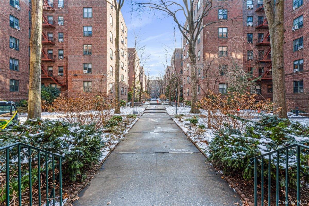 78-10 34 Avenue # 4E, Jackson Heights, NY 11372