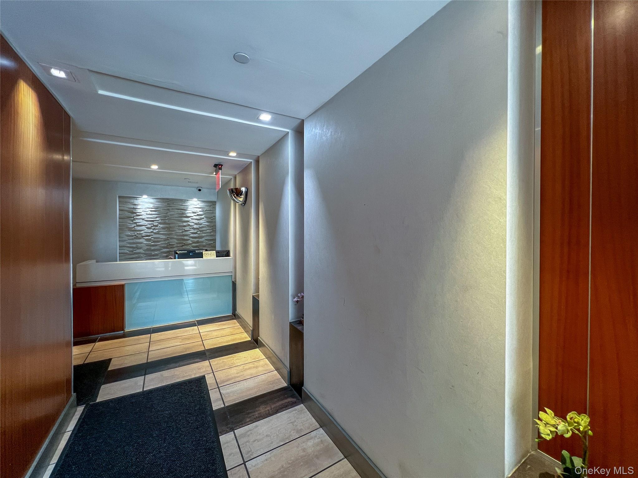 3585 Greystone Avenue # 3DE, Bronx, NY 10463