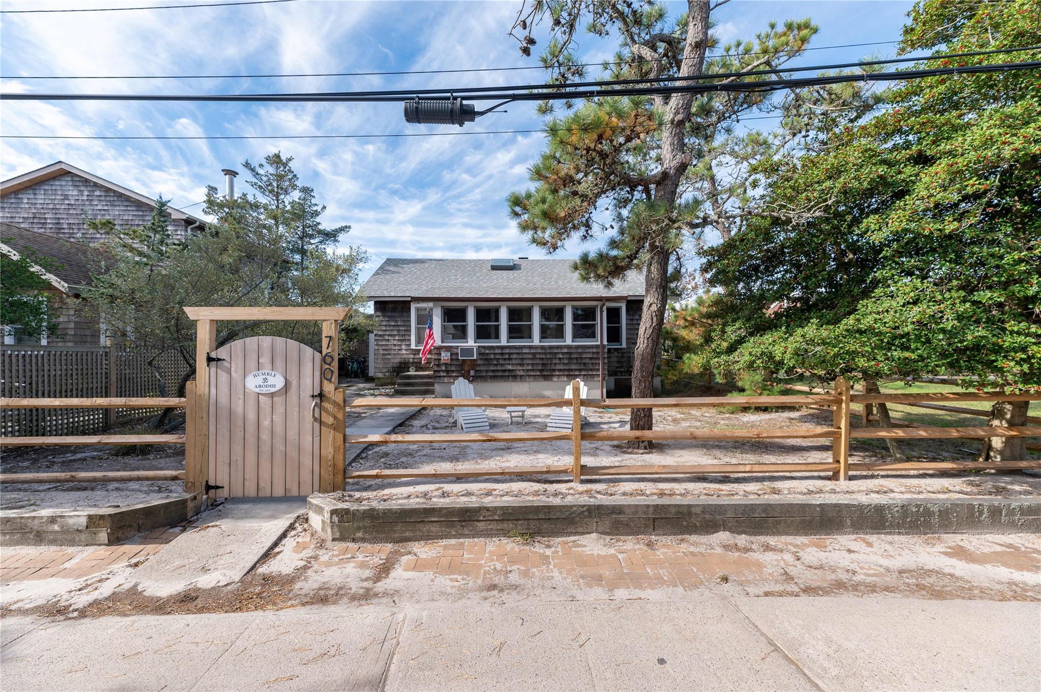760 Surf Road, Ocean Beach, NY 11770