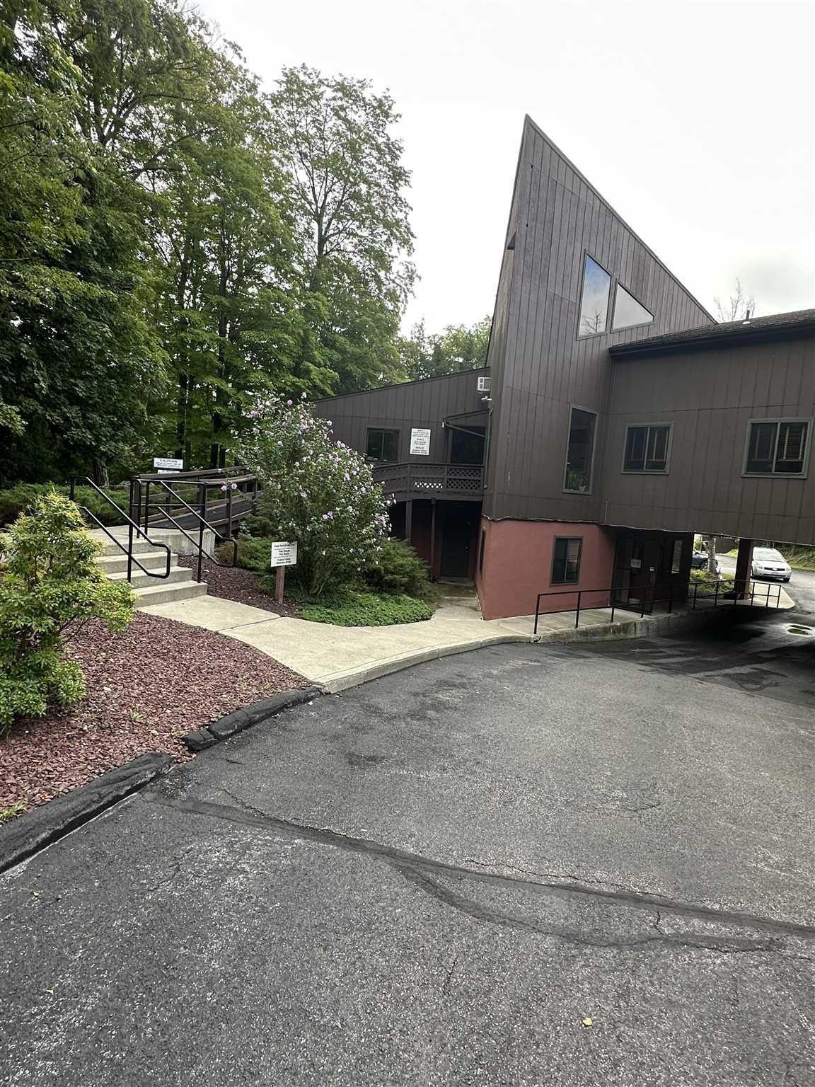 7 PINWOODS Road # 5, Hyde Park, NY 12538