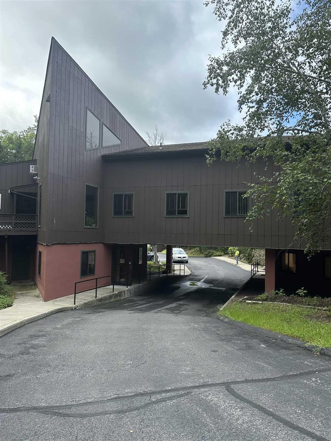 7 PINWOODS Road # 5, Hyde Park, NY 12538