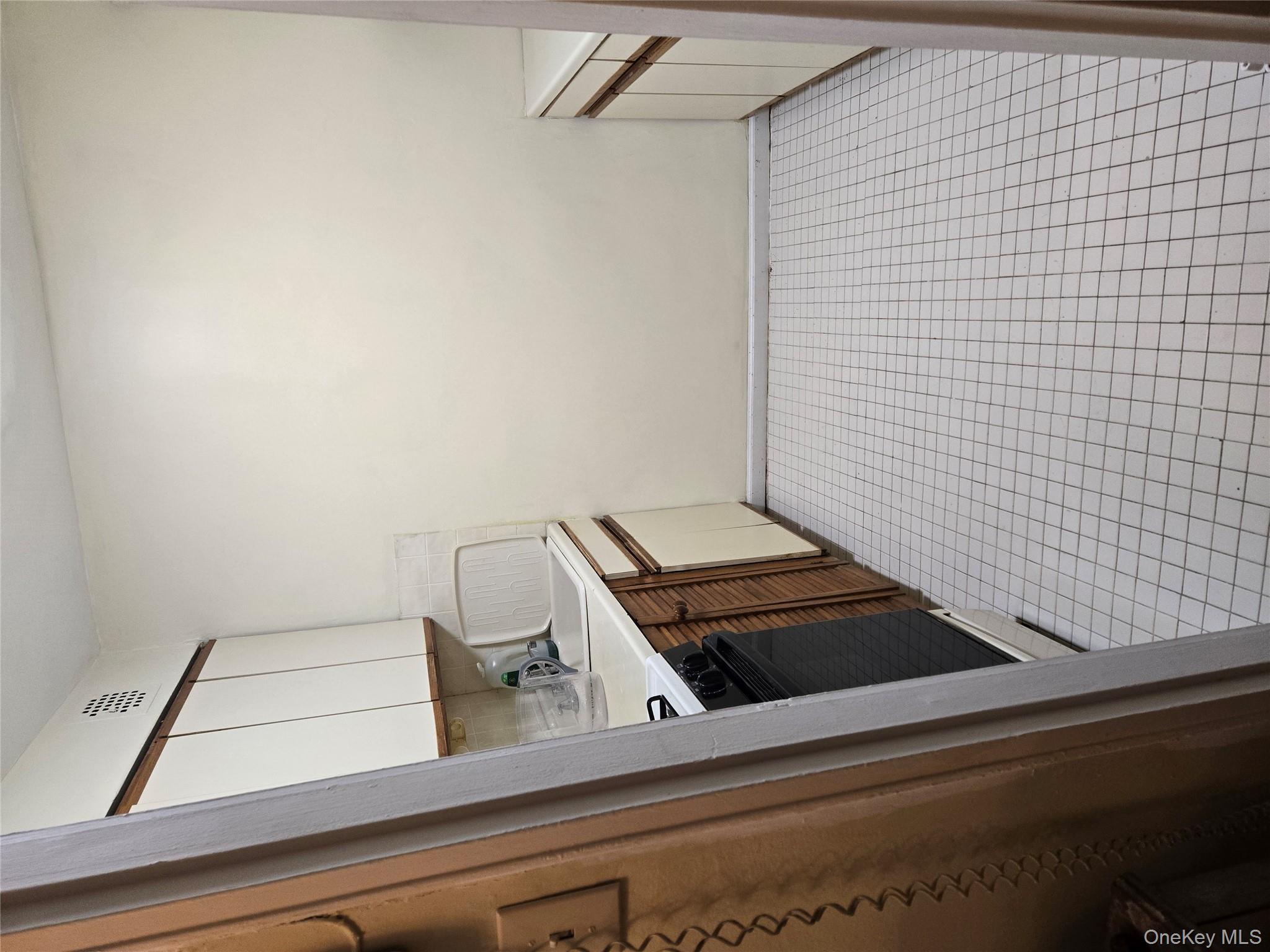 175 Archer St. # 1C, Freeport, NY 11520